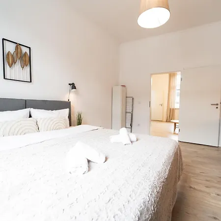 Stadtwohnung Helene In Messenaehe * エッセン