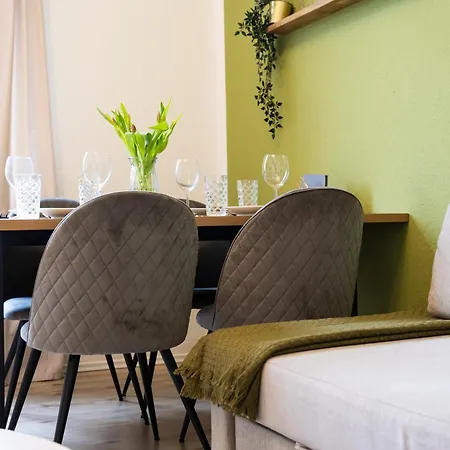 Stadtwohnung Helene In Messenaehe アパート